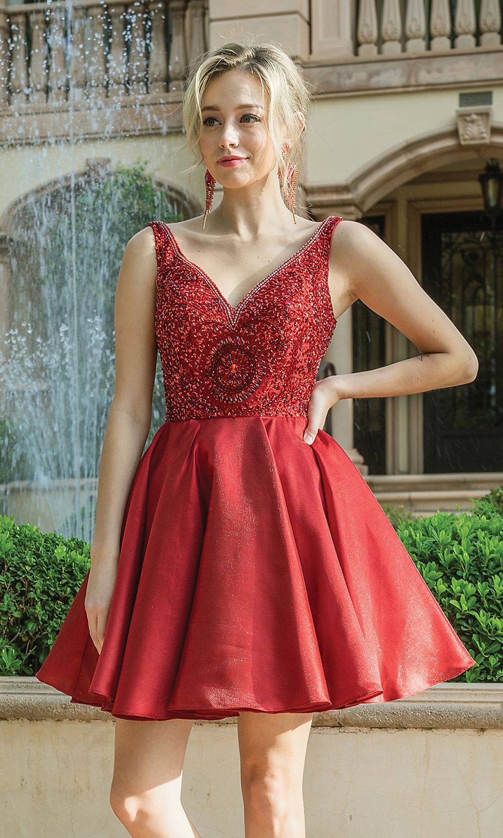 Dancing Queen-Sleeveless Short Formal Prom Dress with Pockets