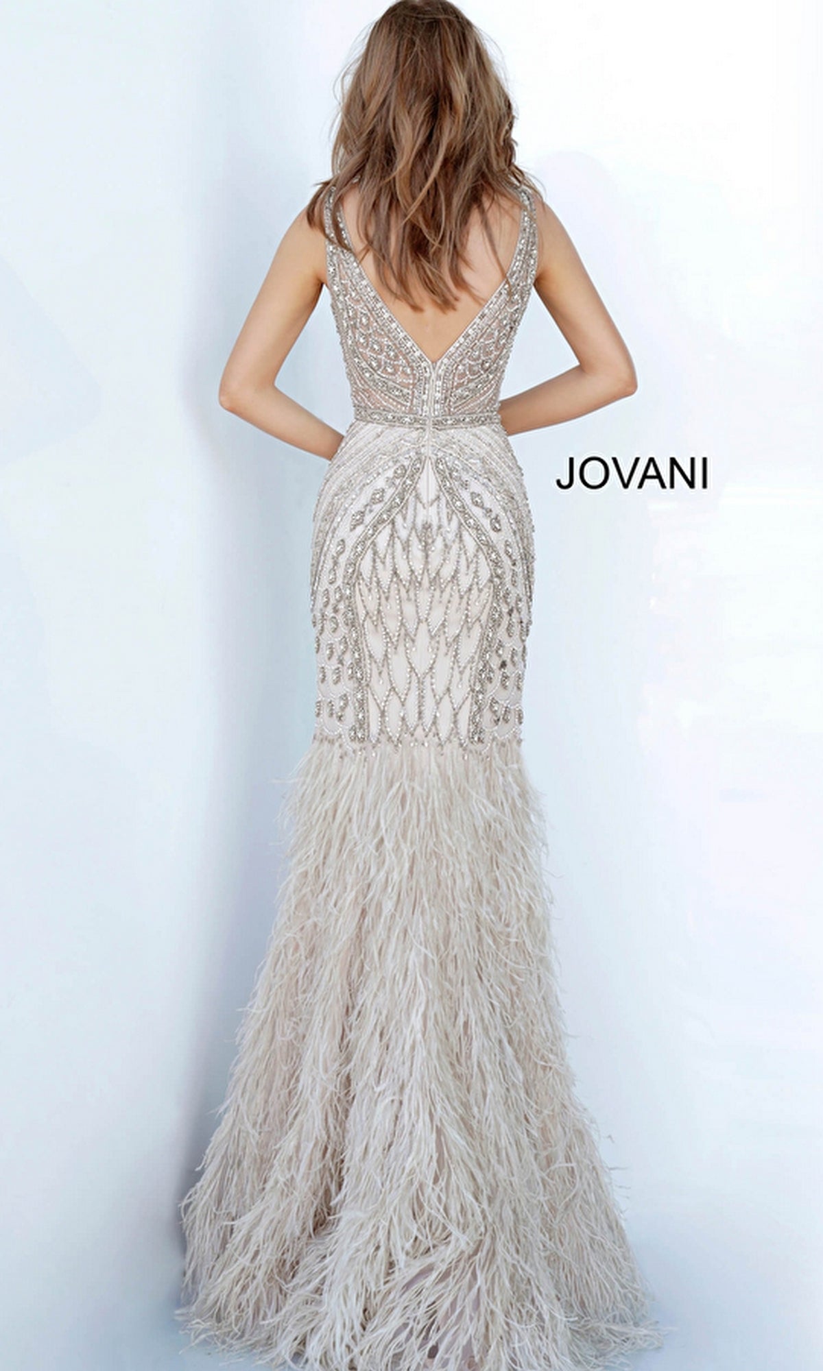 Sleeveless V-Neck Silver Feather Mermaid Gown 02798