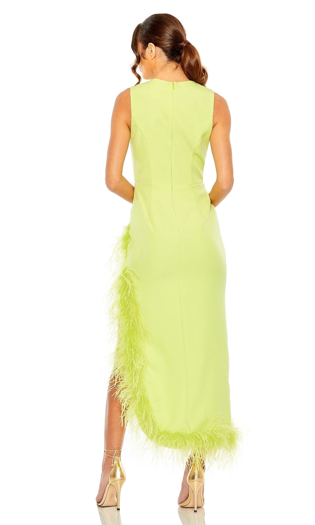 Ieena for Mac Duggal - Green Ruched High-Low Sheath Dress with Feather Trim
