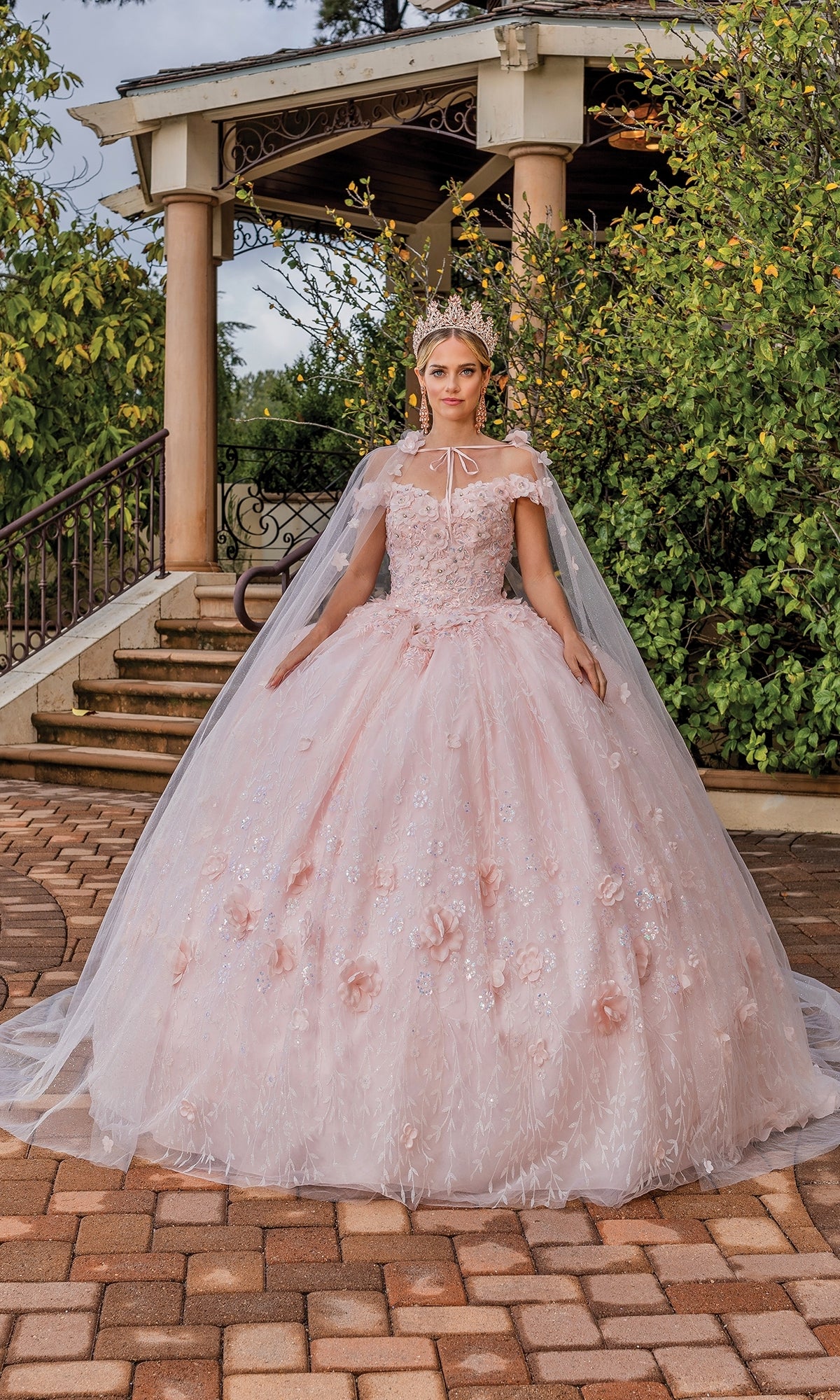 Dancing Queen 1842 Long Quinceanera Dress Light Blush / Large