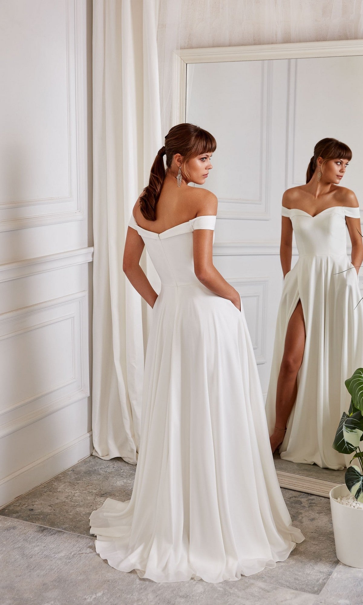 Long White Dress: Aerie Couture 2009 Diamond White / 000