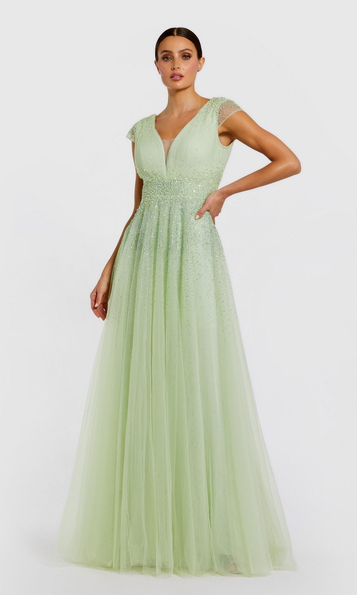 Mac Duggal - Green Embellished Cap Sleeve V Neck Tulle Gown