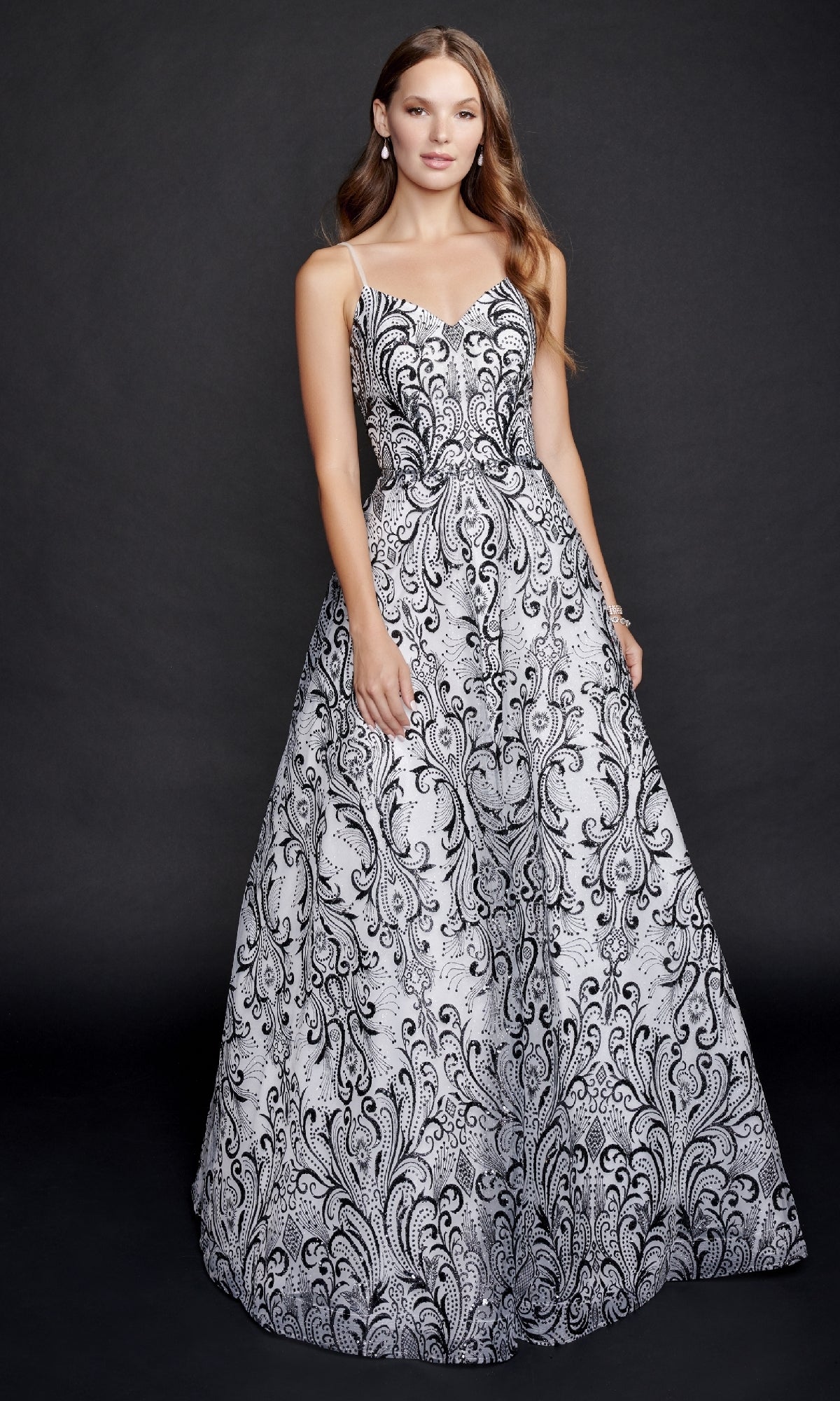 Long Formal Dress: Nina Canacci 4304