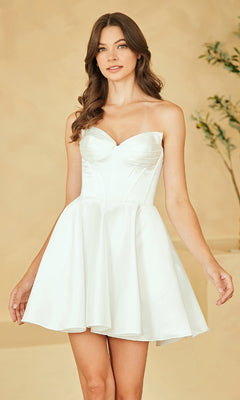 Strapless Short White Party Dress with Lace-Up Corset PromGirl Strapless Short White Party Dress with Lace-Up Corset PromGirl