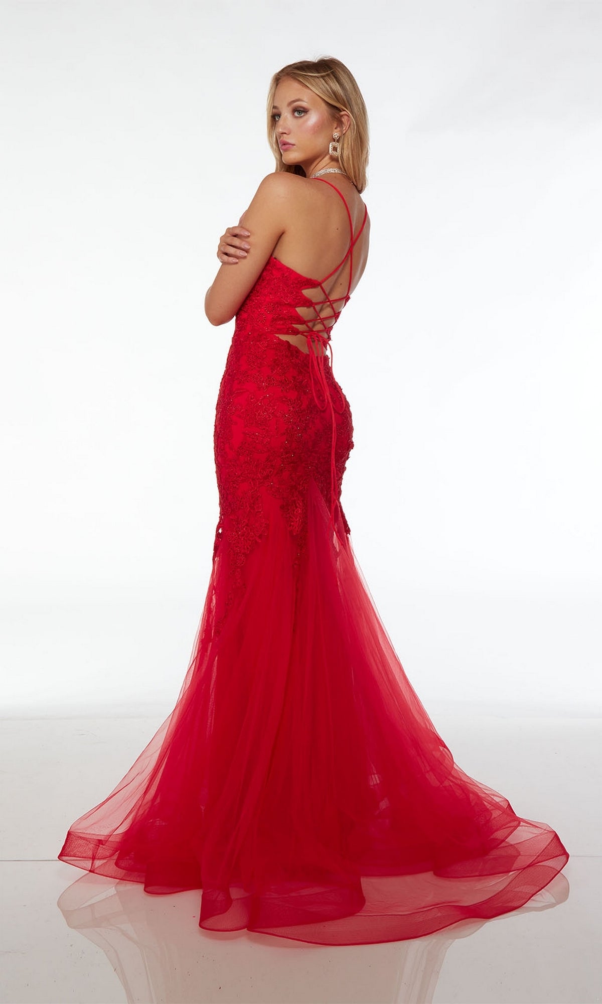 Gorgeous Red Halter V Neck Beaded Organza Pleated Layered Mermaid Long Evening Dress Prom Dress