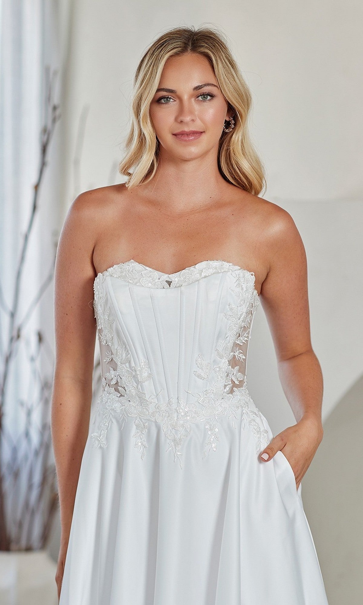 Beaded-Corset Strapless Long Prom Dress with Pockets White / 16