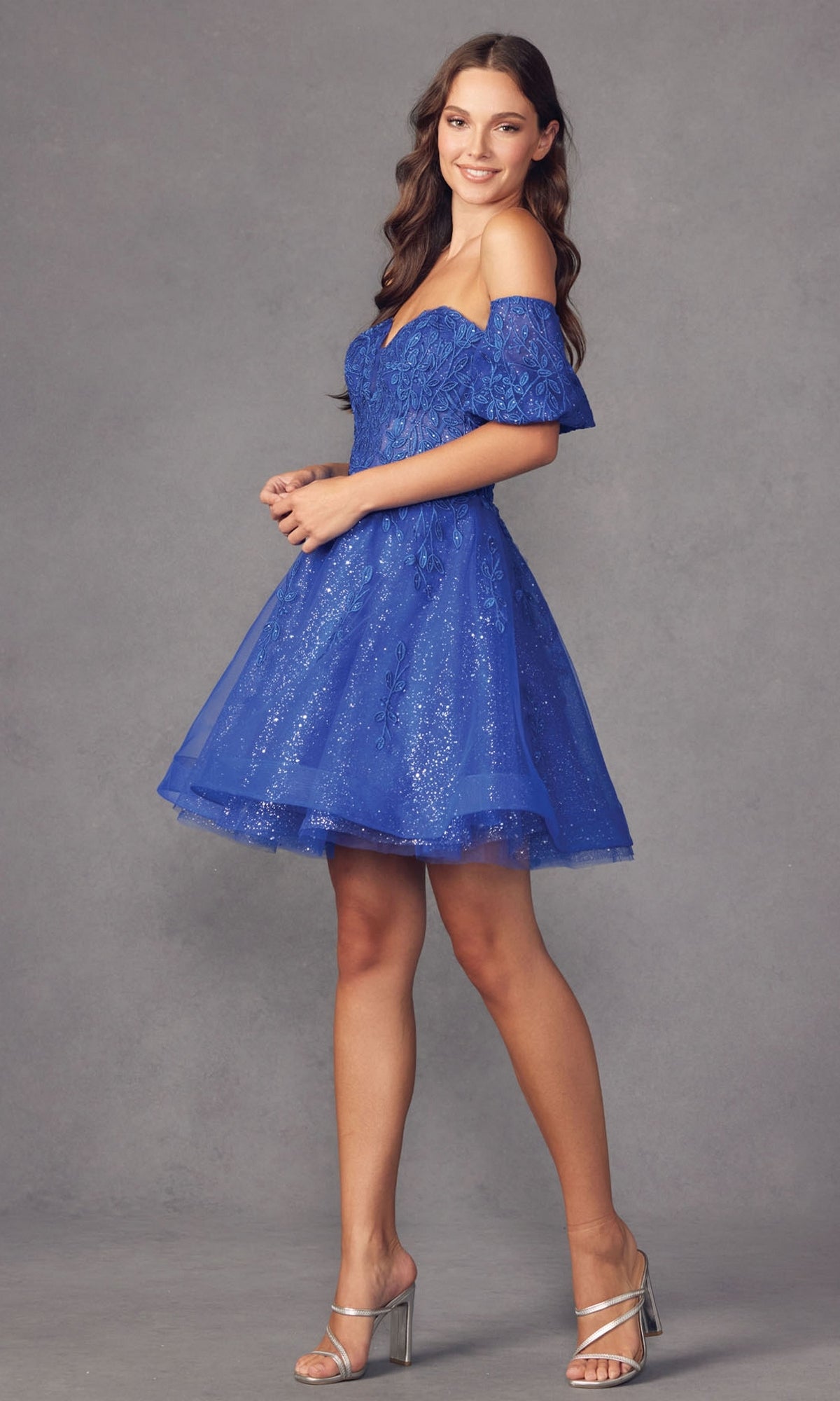 Short Sweetheart Prom Dress with Sleeves