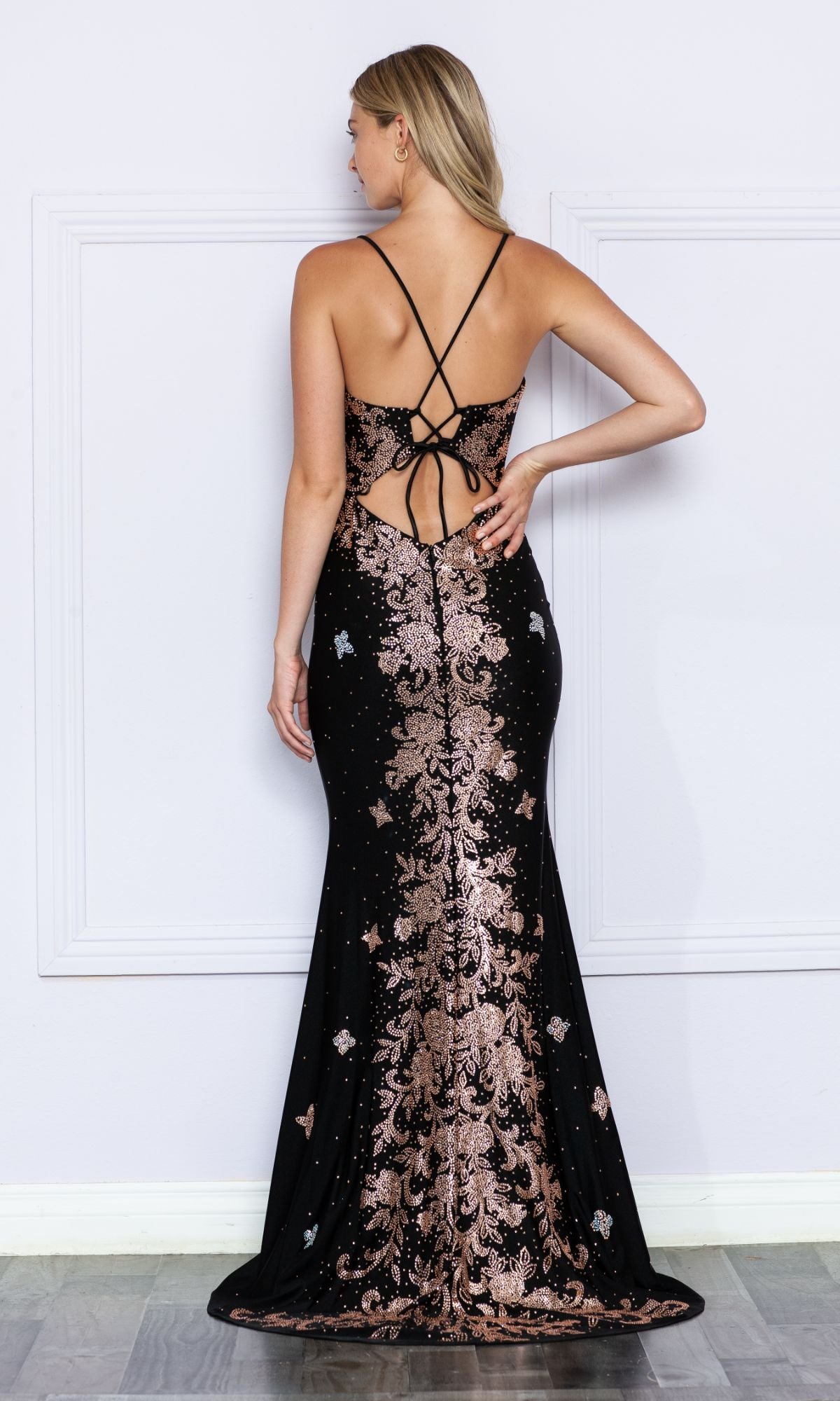 Contrasting Beads Long Black Prom Dress 9274
