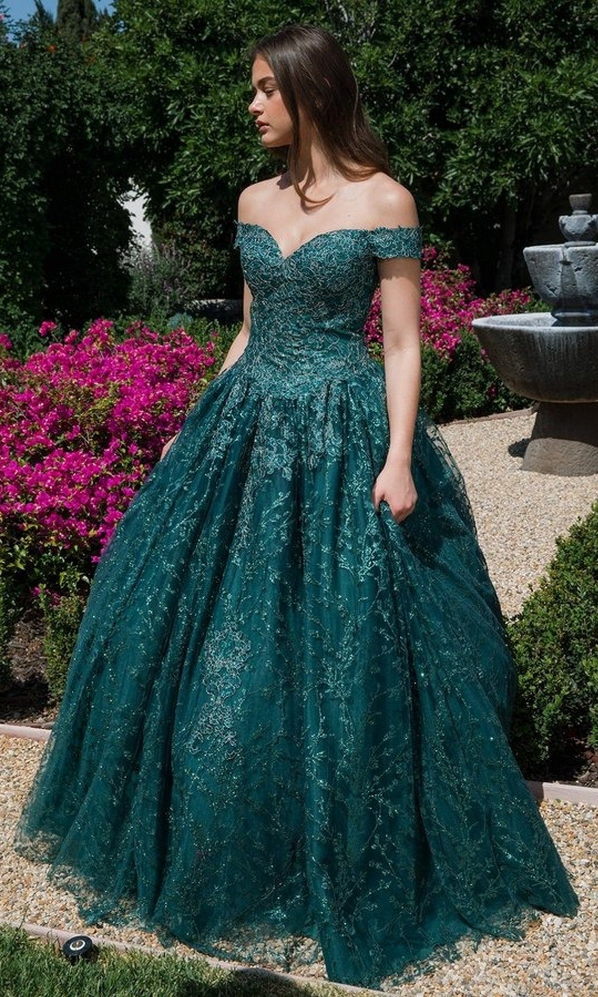 fairytale homecoming dress once upon a time... these dresses literally slayed HOCO 👑💕 shop fairytale-inspired dresses at the link in our bio ✨ #lovelulus #halloweencostumeideas Fabric Classification:RAYON main image 0
