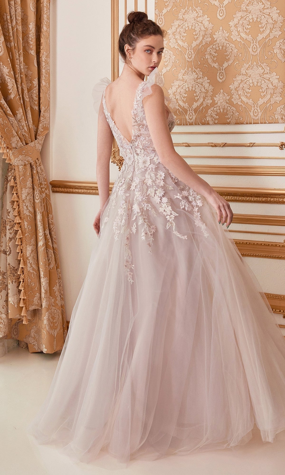 Pale Pink Ruffle-Shoulder Prom Ball Gown A1018