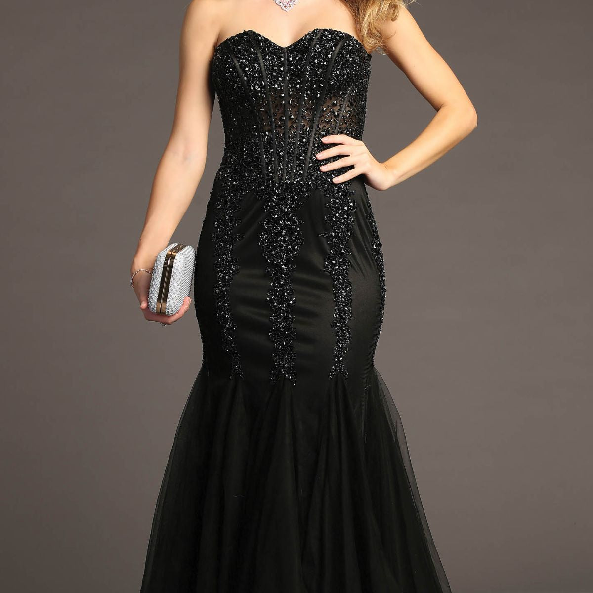 C820BLACK_1200x1200_crop_cente