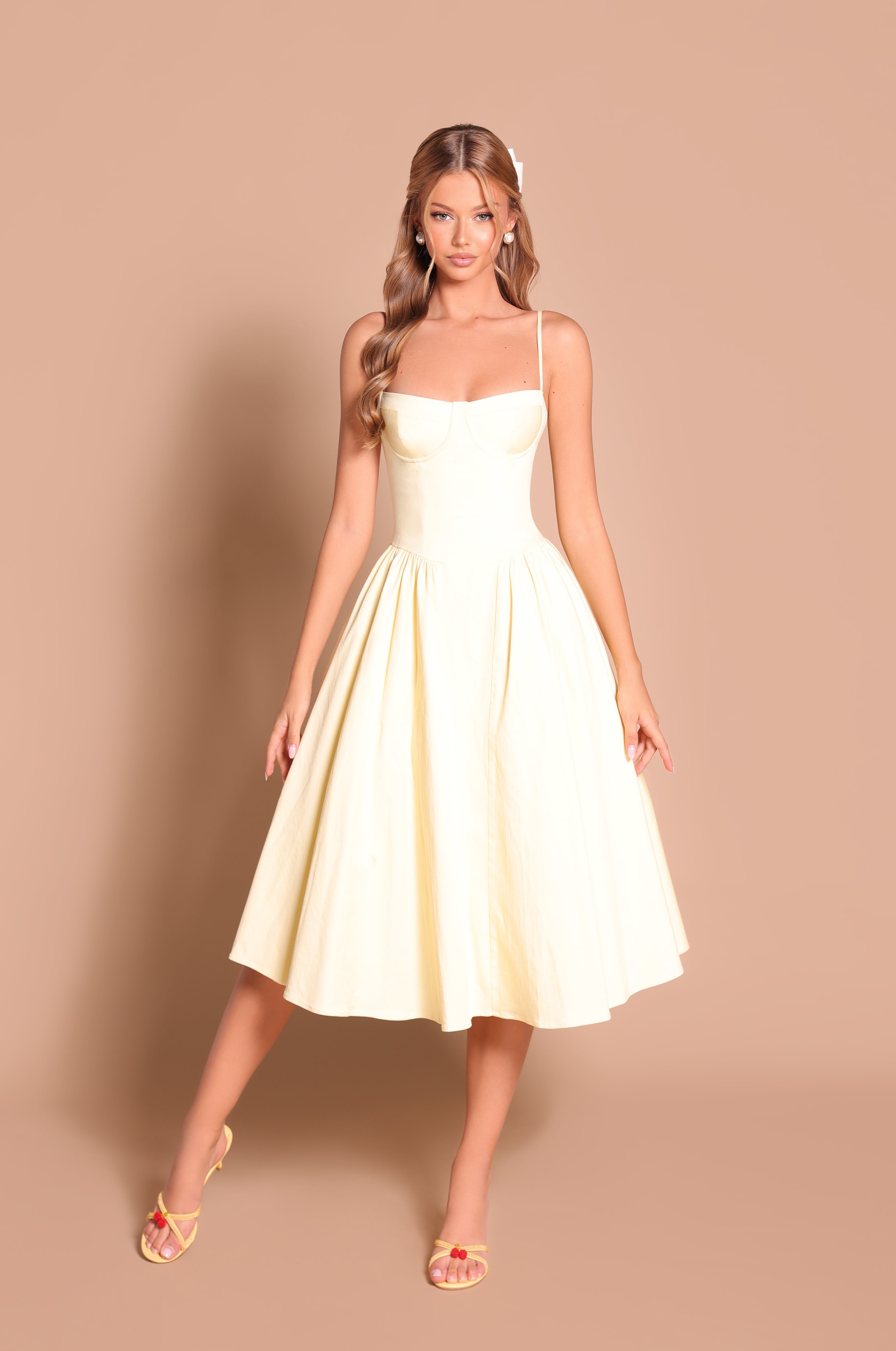 buttercup bridesmaid dress Swatch main image 1
