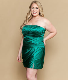 Plus-Size Strapless Short Party Dress with Corset PromGirl Plus-Size Strapless Short Party Dress with Corset PromGirl