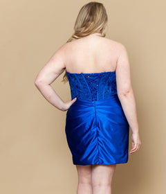 Plus-Size Short Wedding Guest Dress with Corset PromGirl Plus-Size Short Wedding Guest Dress with Corset PromGirl