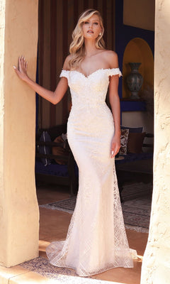 Ladivine CD929 Long Wedding Dress Off White / 10
