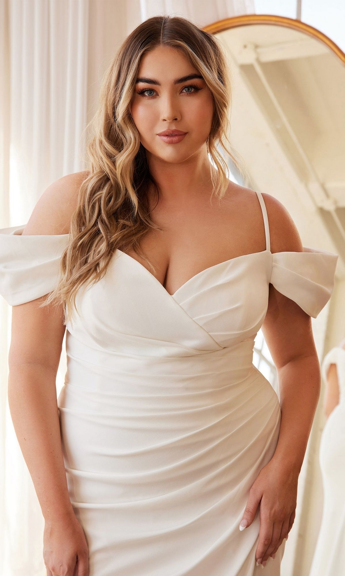 Plus-Size Off-White Long Formal Gown KV1057WC
