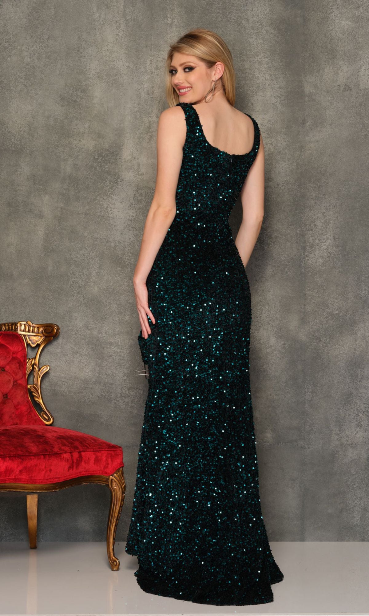 Sleeveless Dave & Johnny Emerald Green Sequin Gown