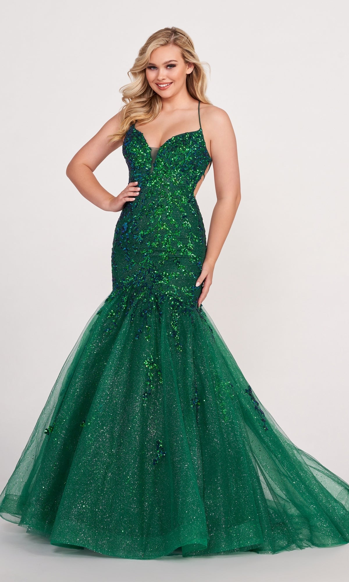 Ellie Wilde Glitter-Tulle Long Mermaid Prom Gown Emerald / 0 Ellie Wilde Glitter-Tulle Long Mermaid Prom Gown Emerald / 0