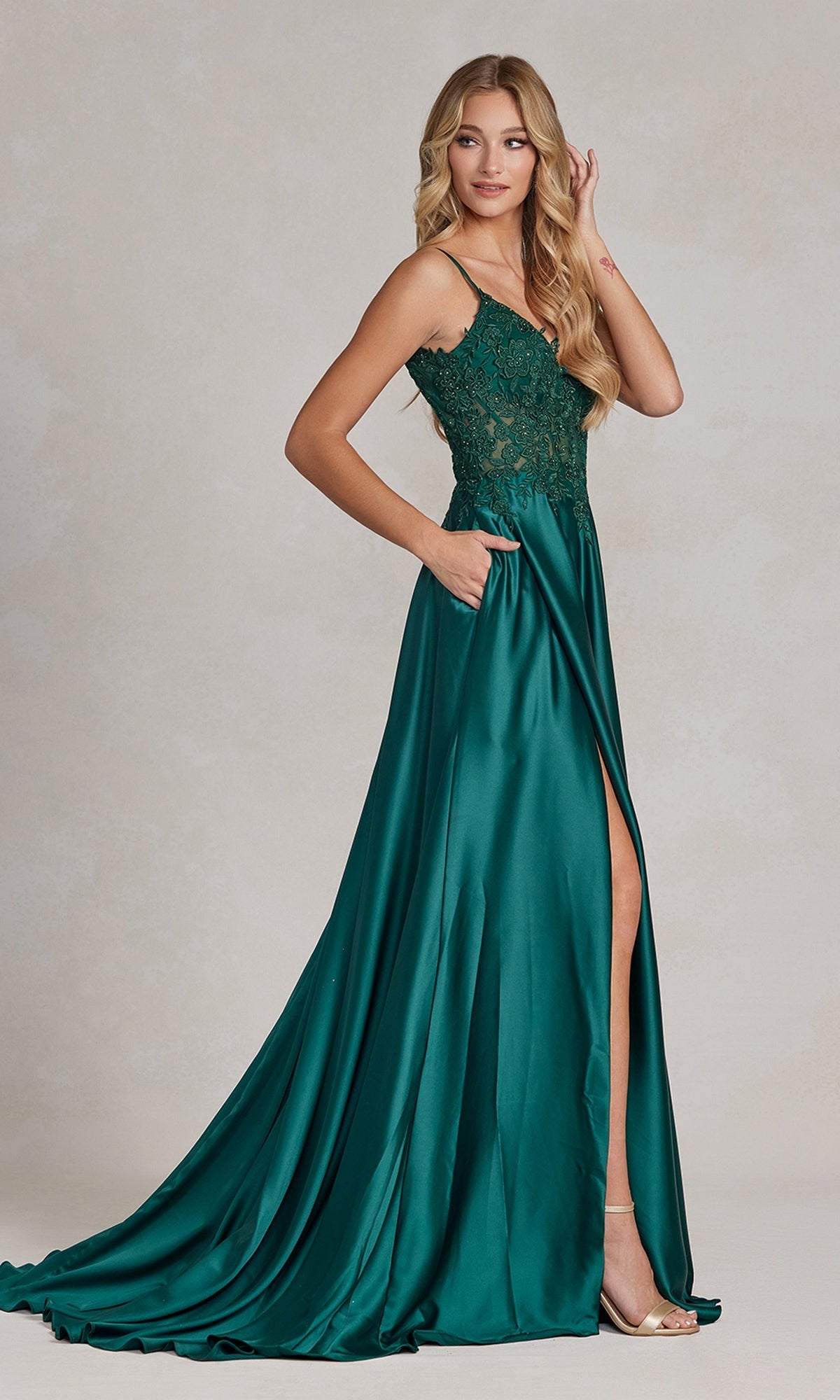 alexis fawx green dress V Neck A Line Spaghetti Straps Satin Long Prom Dress with Pockets, Eme –  morievent