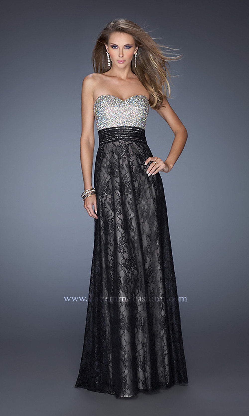 Full Length Sweetheart Open Back Lace Gown