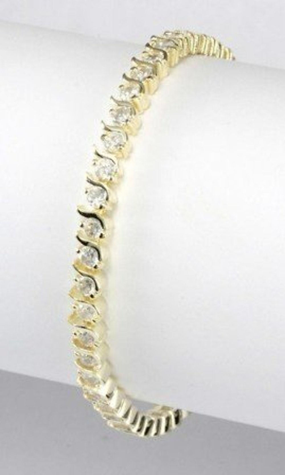 Classic Elegant Cubic Zirconia Bracelet