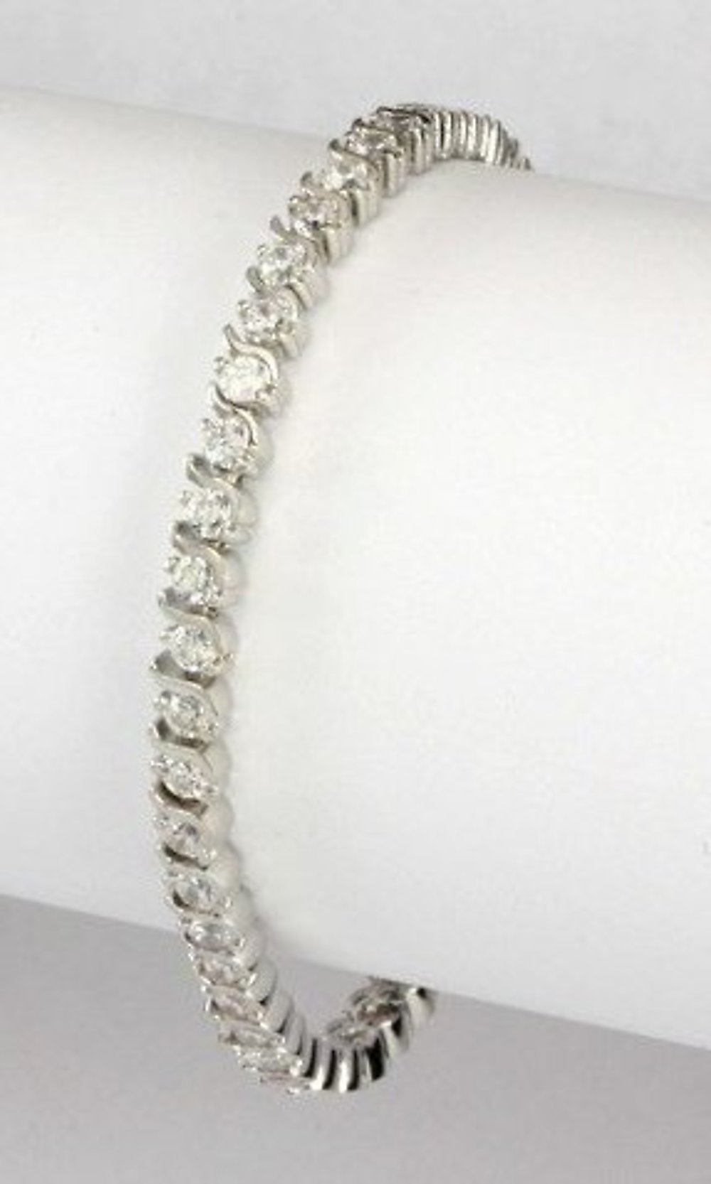 Classic Elegant Cubic Zirconia Bracelet