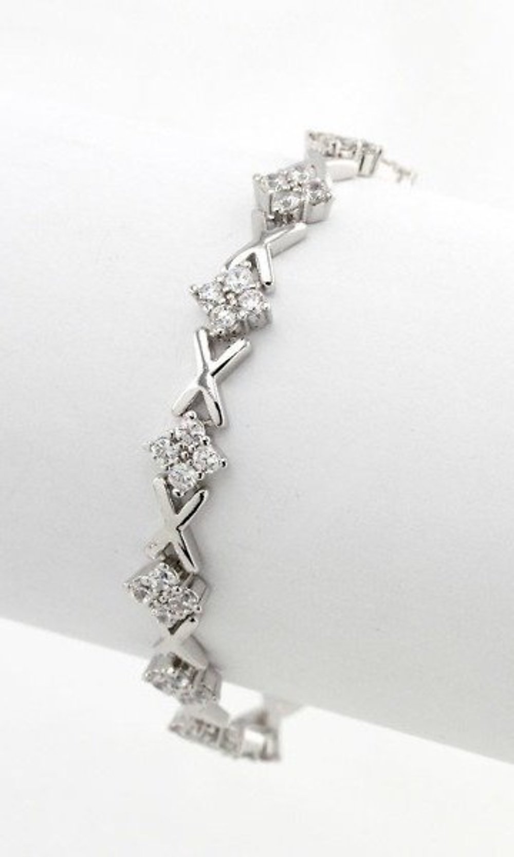Artini-XOXO Cubic Zirconia Bracelet