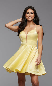 Promgirl Private Label-Plunging-V-Neck Short Shimmer Satin Prom Dress