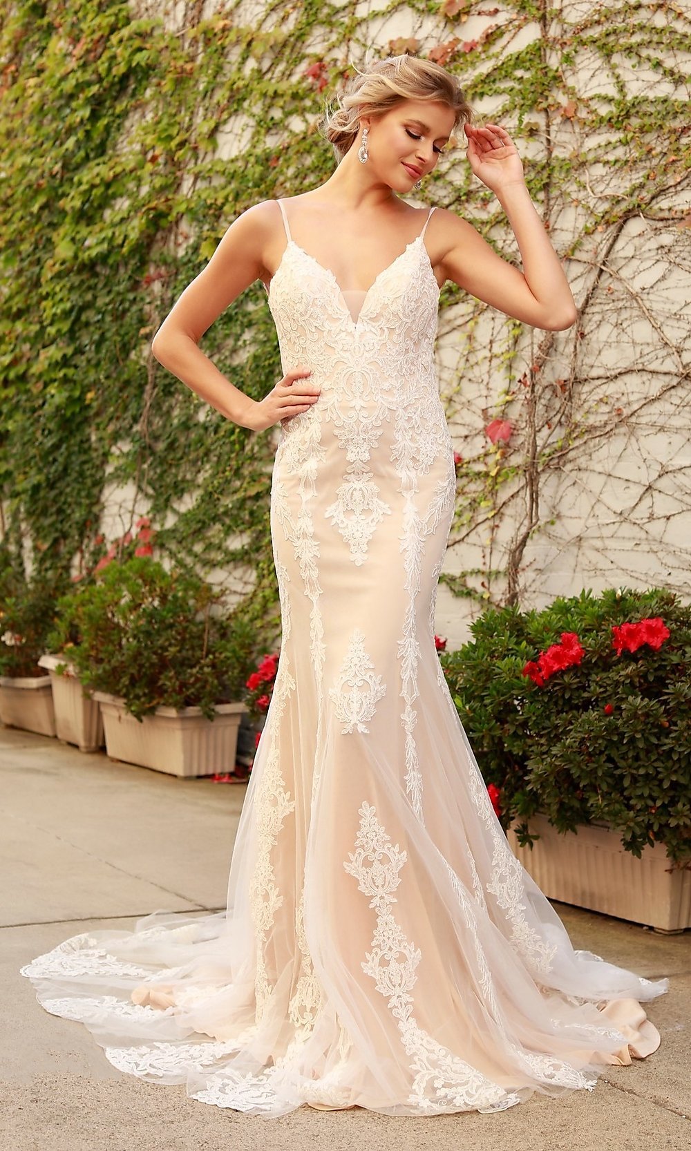 Narianna-Long White Lace Embroidered Formal Open Back Dress